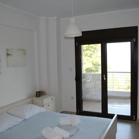 Villa Poseidi - Olivia Possidi